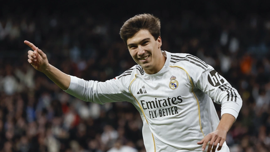 Gonzalo García celebra su gol en el Real Madrid-Real Sociedad
