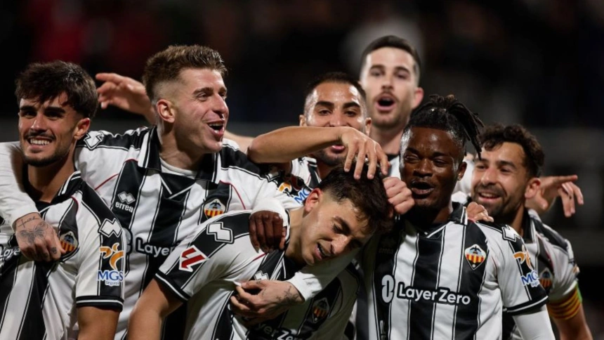Los futbolistas del Castellón celebran el segundo gol contra el Deportivo