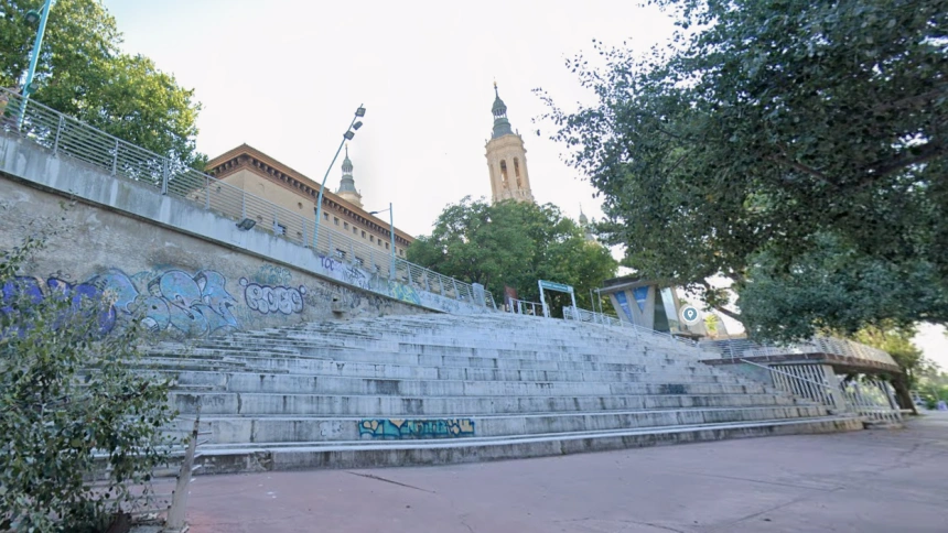 Escaleras del Náutico donde se le pierde la pista a Pablo Cebolla