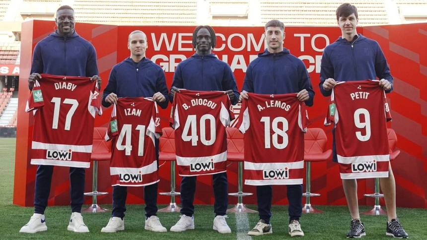 Presentación de los últimos cinco fichajes del Granada