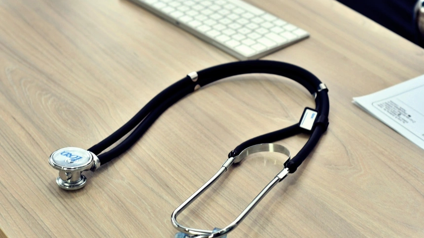 La realidad de los médicos de guardia en la sanidad pública: "Cobro más a las 10 de la mañana que a las 3 de la madrugada"