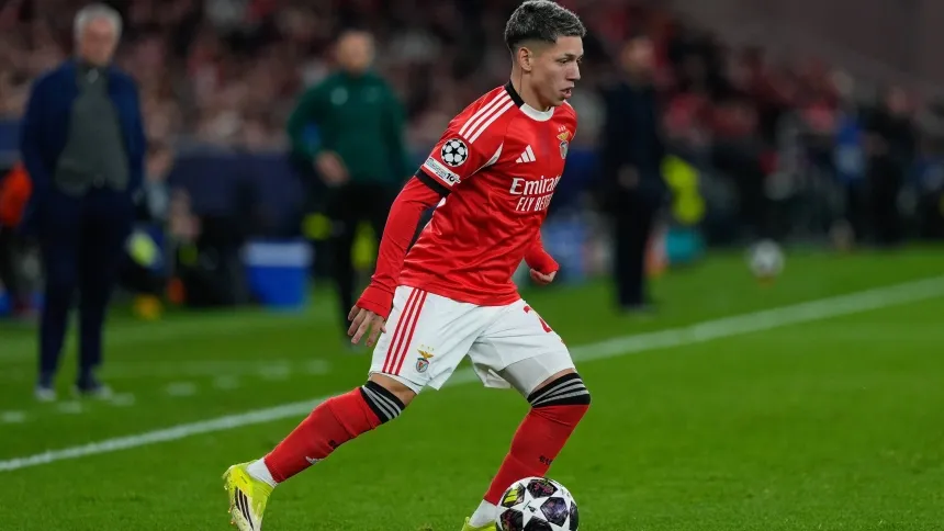 Gianluca Prestianni, durante el Benfica-Real Madrid
