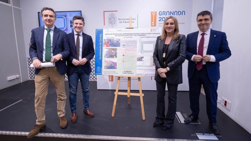 El Ayuntamiento aprueba 3,1 millones para la reforma de Los Cármenes y la autorización de uso al Granada CF