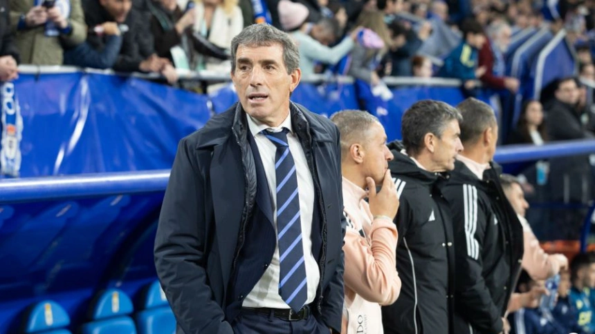 Guillermo Almada durante el Oviedo-Atlético