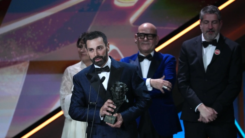 Carlo D’Ursi recogiendo el Goya