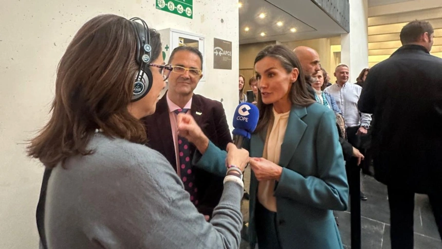 La reina Letizia con Pilar García de la Granja
