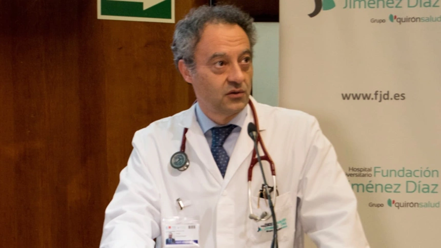 El Dr. Jesús Porta-Etessam, jefe del Servicio de Neurología de la Fundación Jiménez Díaz y presidente de la SEN