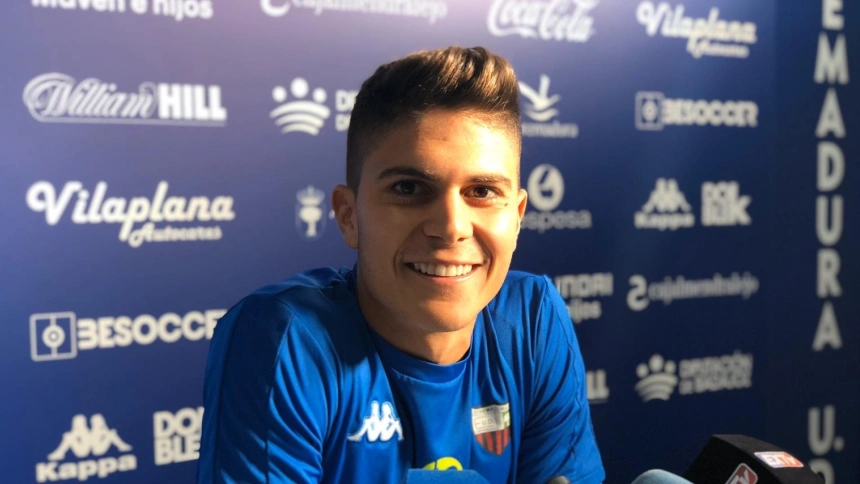 Óscar Pinchi, en su etapa en el Extremadura UD