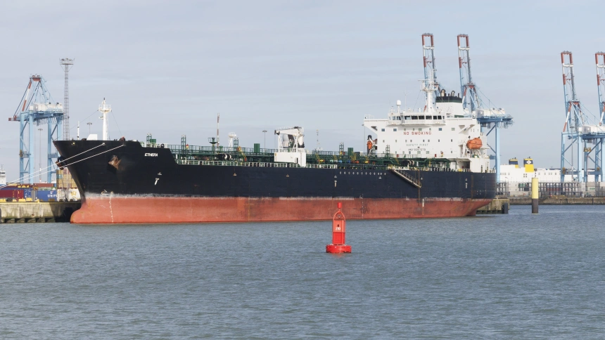 Las autoridades belgas y francesas incautaron el buque "Ethera".