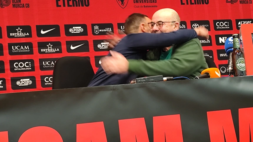 Sito Alonso se emociona en la presentación del partido ELA