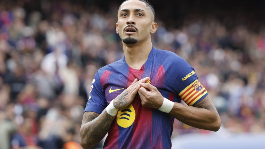 Raphinha celebra su gol ante el Sevilla