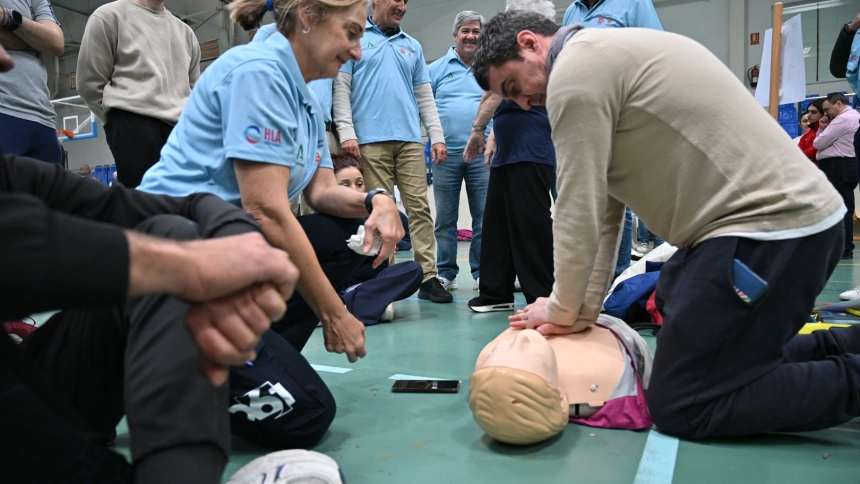 FORMACIÓN SEMANA SANTA CARDIOASEGURADA (8)