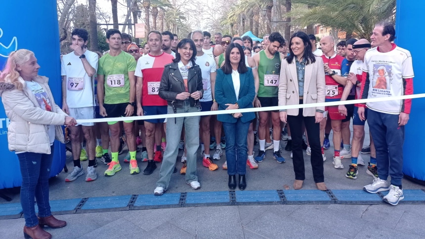 Linares se vuelca con la primera Carrera de la Mujer y reúne a 400 participantes