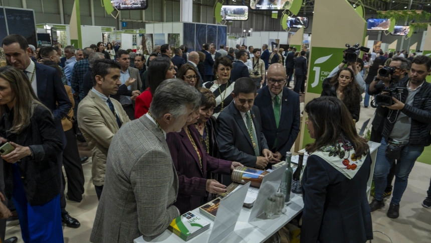 Jaén exhibe su potencial en la Feria de los Pueblos con más de 220 actividades gratuitas