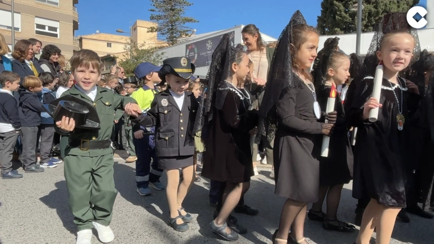El futuro de la Semana Santa de Motril camina por sus calles