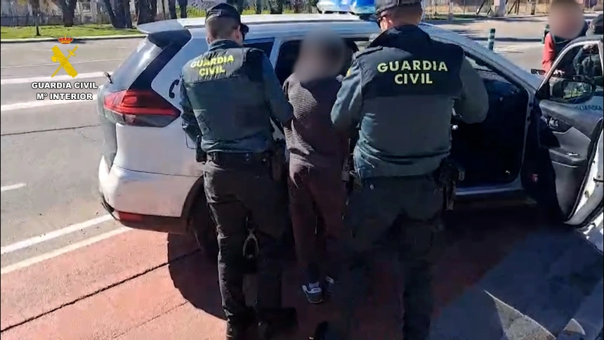 La Guardia Civil detiene a tres personas por robos en casetas de campo en la Marina Alta