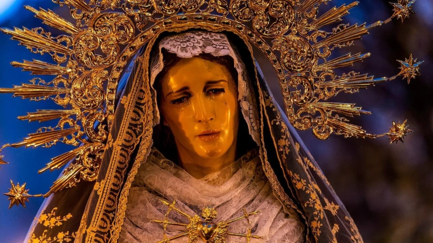 Imagen de la Virgen de la Soledad de la cofradía del mismo nombre de Ferrol