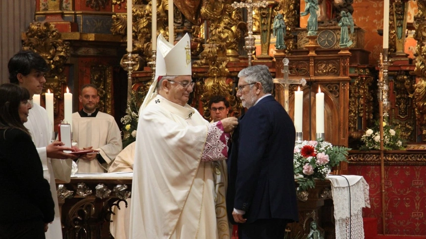31/03/2026 Agustín Velázquez recibe la Cruz Pro Ecclesia et Pontifice en la Misa Crismal en la Catedral de Badajoz.SOCIEDAD ESPAÑA EUROPA EXTREMADURAARZOBISPADO DE MÉRIDA-BADAJOZ
