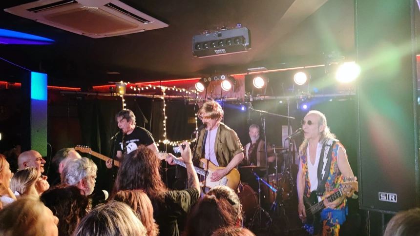 La Burla en concierto en Torrelavega hace un mes y medio