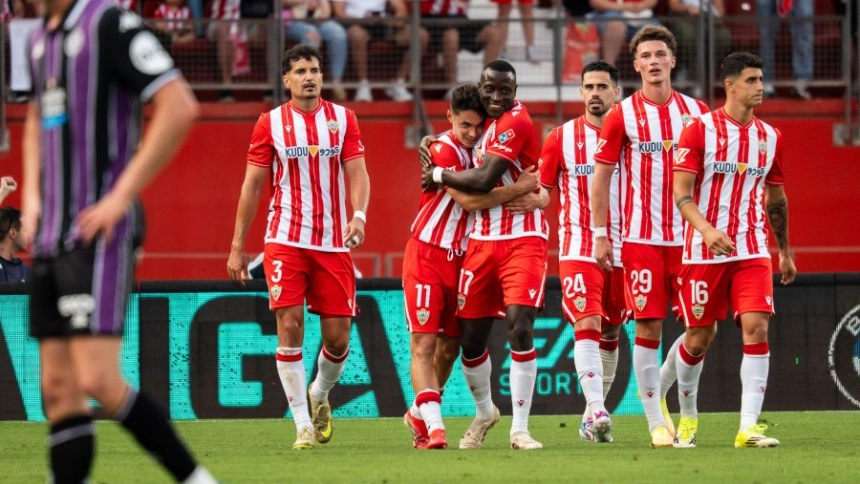 El Almería vive una montaña rusa y se aferra al playoff de ascenso en ...