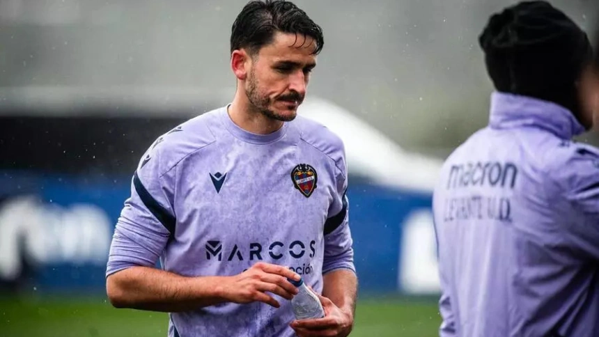 Elgezabal se marcha del Levante UD tras dos temporadas