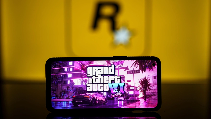 Logotipo de GTA VI y logotipo de la compañía Rockstar Games en el fondo de la pantalla. Rockstar Games anuncia el lanzamiento del videojuego GTA SIX.
