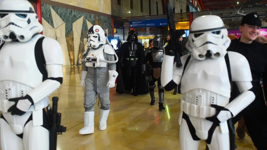 Paneles Control Motor La San Diego Comic-Con Málaga mejora el control de aforo y la ...