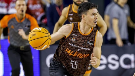 El nombre de Valencia luce en la camiseta del Baxi Manresa