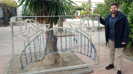 Salobreña ilumina la Navidad este martes