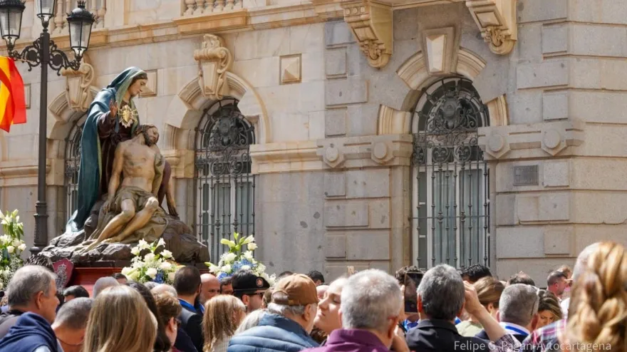 La Piedad, en las inmediaciones del Palacio consistorial de Cartagena