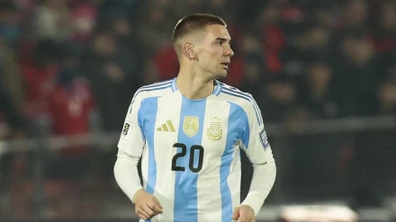 Franco Mastantuono es el jugador más joven en debutar en partido oficial con Argentina.