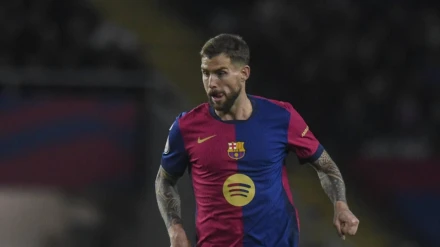 Iñigo Martínez, durante un partido con el Barcelona
