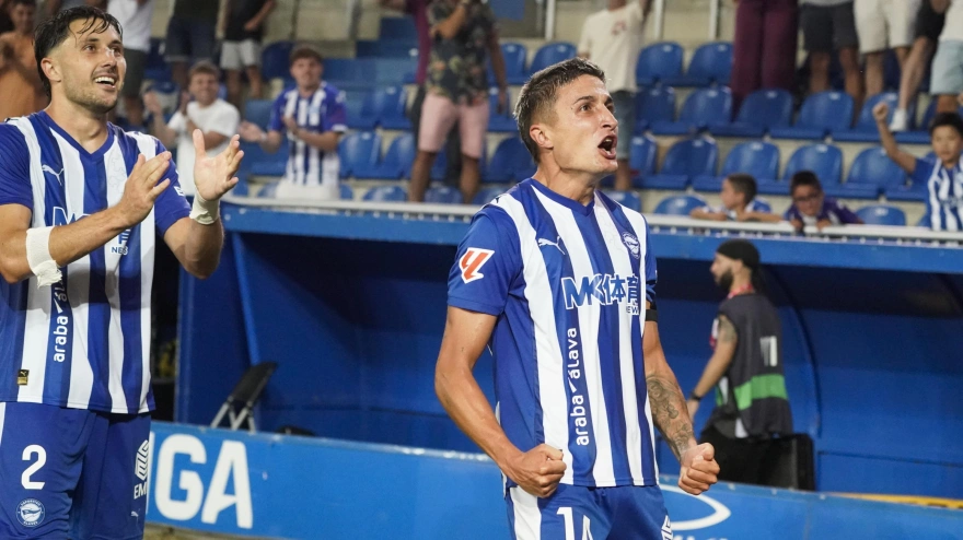 Tenaglia celebra el gol en el tiempo de descuento contra el Alavés