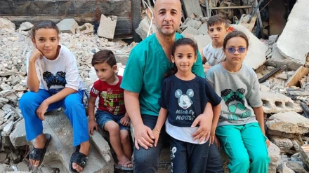 Refaat Alathamna, médico palestino-boliviano atrapado con sus cinco hijos en la franja de Gaza