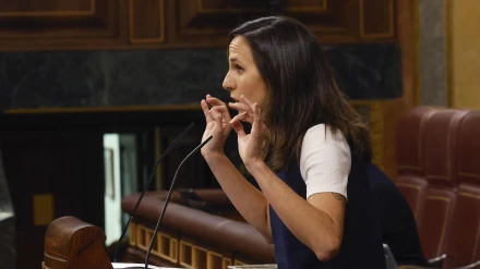 La diputada de Podemos Ione Belarra interviene en el pleno del Congreso de los Diputados