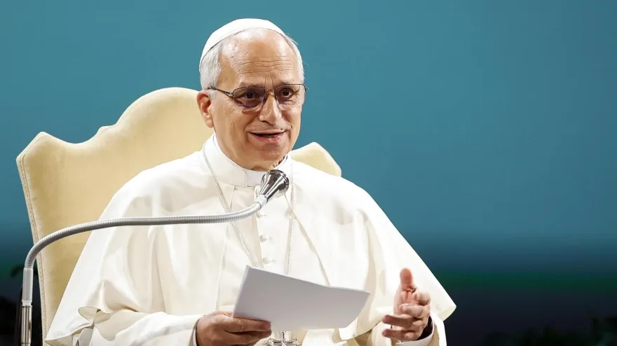 CASTEL GANDOLFO (Italy), 01/10/2025.- Pope Leo XIV speaks during the international conference 'Celebration of Hope, Raising Hope for Climate Justice' on the tenth anniversary of Laudato Si, in Castel Gandolfo, Italy, 01 October 2025. (Papa, Italia, Roma) EFE/EPA/ANGELO CARCONI