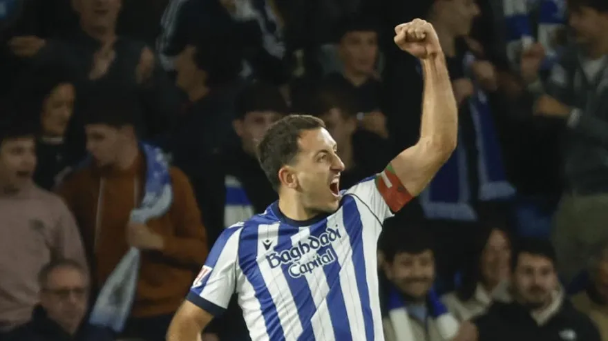 Mikel Oyarzabal celebra el 1-0 de la Real Sociedad contra el Sevilla