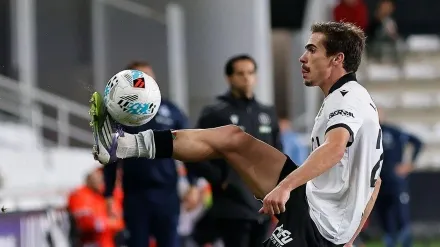 Iñigo Córdoba tranquiliza ante la carga de minutos de la Copa y destaca la amplitud de plantilla para "repartir minutos"