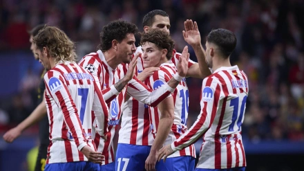 El Atlético de Madrid celebra el gol de Julián Álvarez