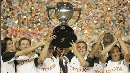 El Valencia CF alcanzó la gloria con las Ligas de 2002 y 2004