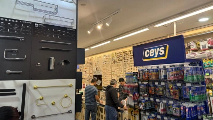 El Gremio de Ferretería de Madrid calcula que treinta de ellas podrían cerrar sus puertas en los próximos años por falta de continuidad