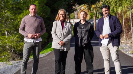 Motril refuerza su agricultura con la mejora de un camino rural clave