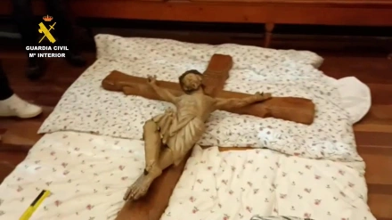 Detenidas dos exmonjas de Belorado, entre ellas la exabadesa, y un anticuario por la apropiación indebida de obras de arte del monasterio