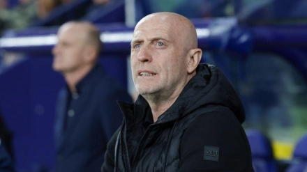 Calero, ante el Athletic en su último partido al frente del Levante UD