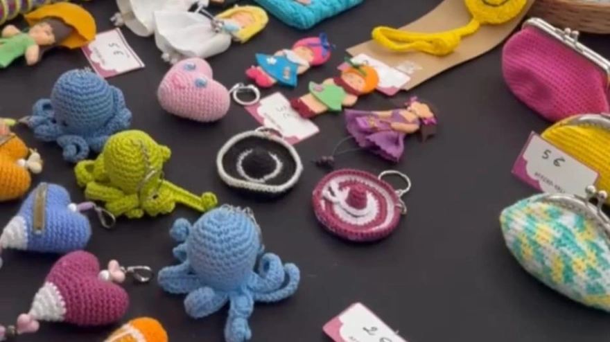 Algunos los productos de artesanía elaborados por personas con discapacidad que pueden adquirirse esta tarde en la Cúpula del Milenio de Valladolid