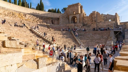Visitantes en el Teatro Romano