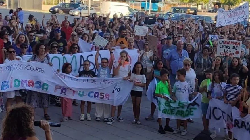 Protesta vecinos León Sur