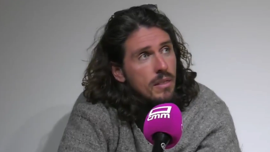 Javi Poves se pegó una monumental rajada contra los árbitros.