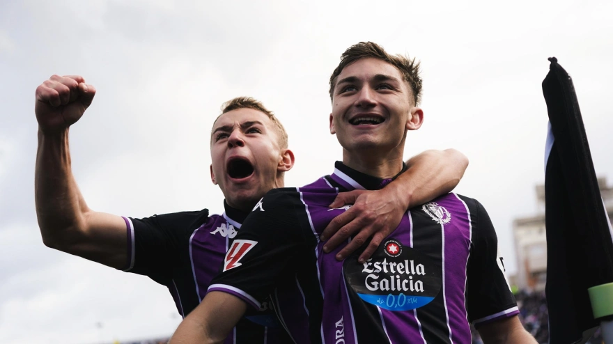 Chuki y Hugo San celebran la victoria del Real Valladolid