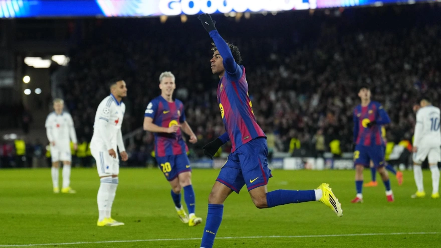 BARCELONA, 28/01/2026.- El delantero del FC Barcelona, Lamine Yamal, celebra el primer gol del equipo blaugrana durante el encuentro correspondiente a la última jornada de la fase regular de Liga de Campeones que disputan FC Barcelona y FC Copenhague hoy miércoles en el Camp Nou. EFE/Alejandro García.